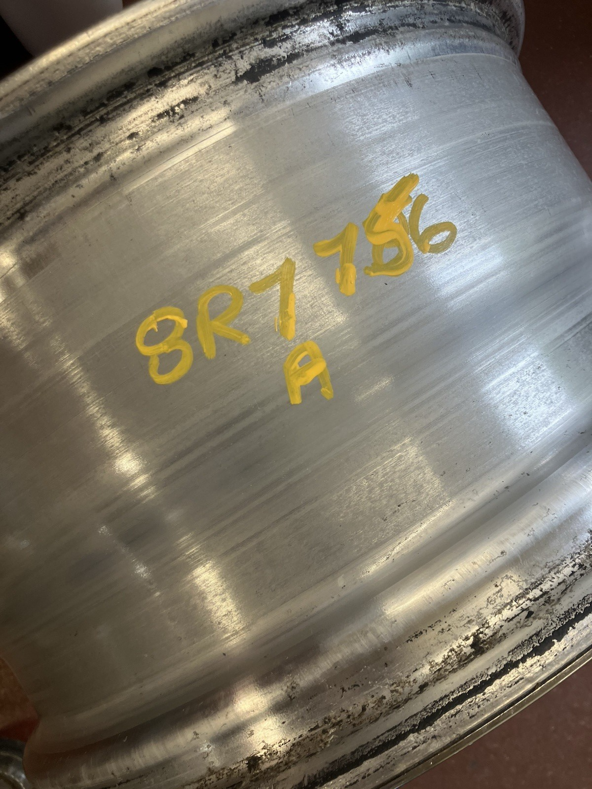17X8 Chrome Clad Aluminum Wheel 2006-09 Dodge Ram 2500 PU. P/N 52121988AA