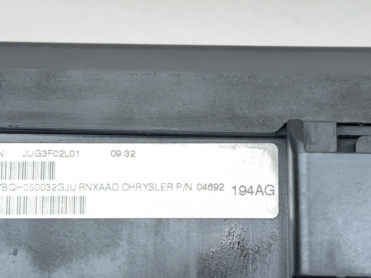 TIPM Integrated Power Module Fuse Box 2010 Dodge Ram 1500 04692194AG 591-2383