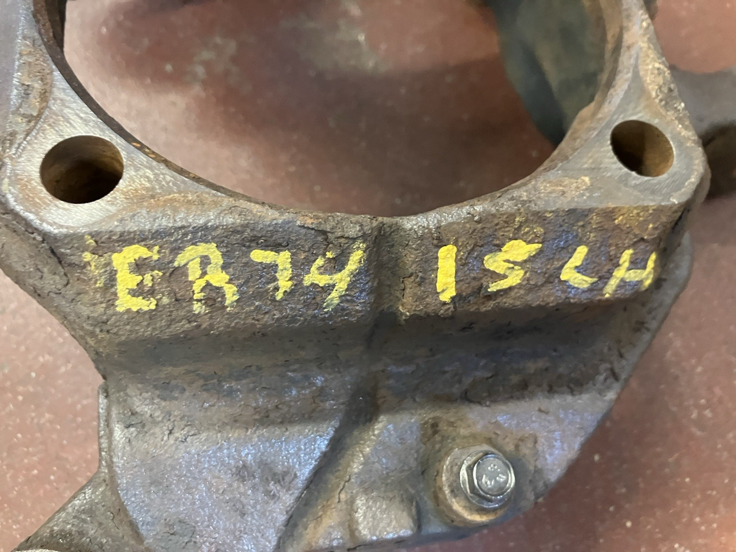 LH Spindle Steering Knuckle 2014-2018 Ram 2500 3500 4X4 P/N 68216189AA