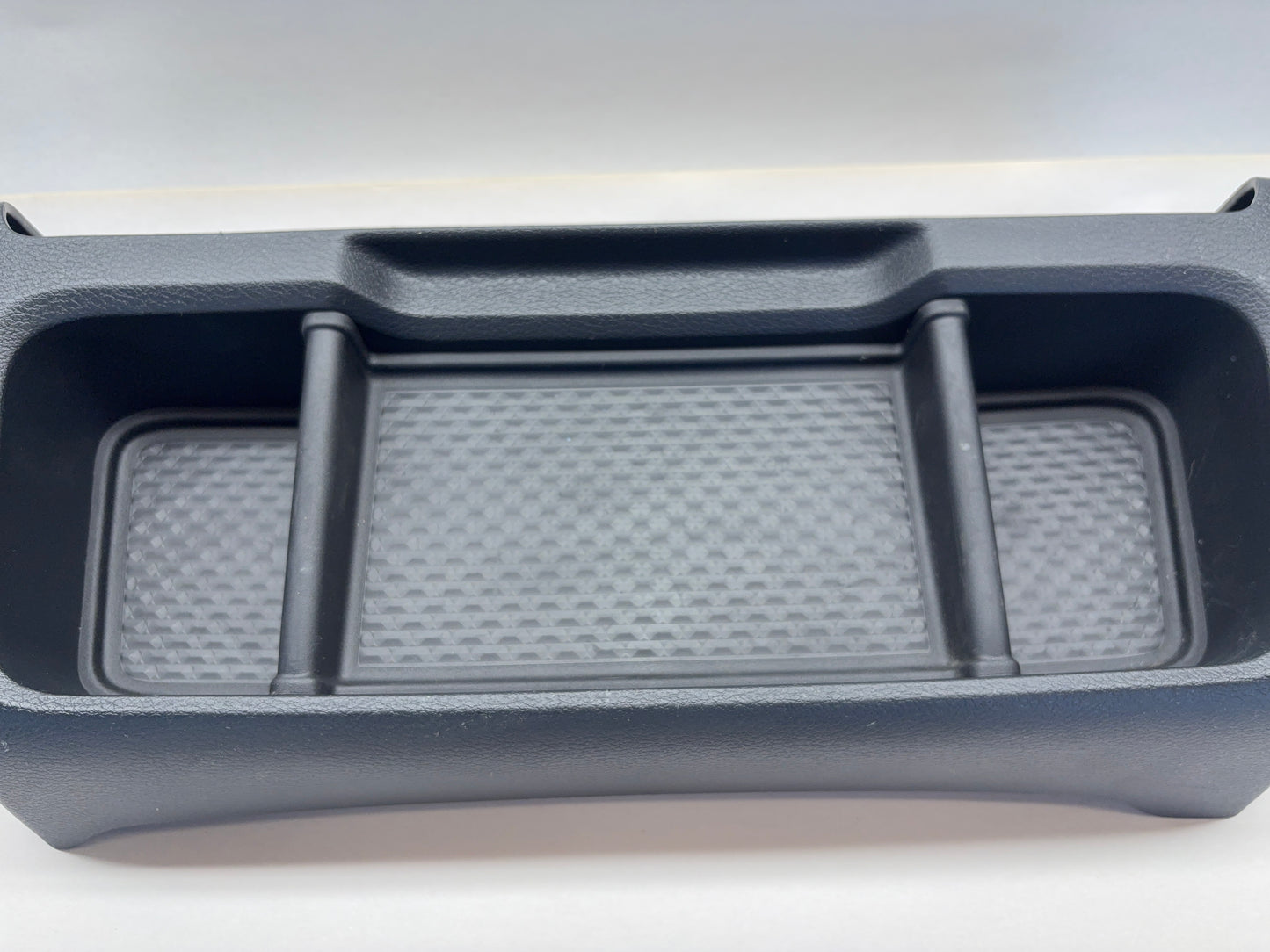Floor Storage Tray, Floor Console 19-24 Ram 1500 DT New Style Black, Used OEM