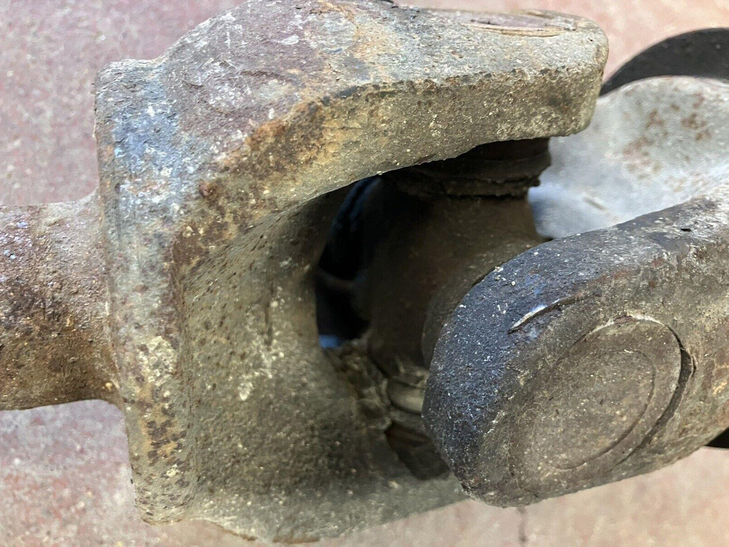 Driver Side Front Axle Shaft 2003-08 Ram 2500 3500 06-08 Mega Cab 1500 5086667AB