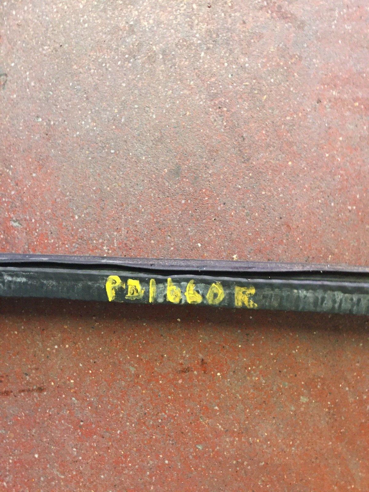 1972-1993 Dodge Ram 150 250 350 Ramcharger Press On Weatherstrips Right and Left