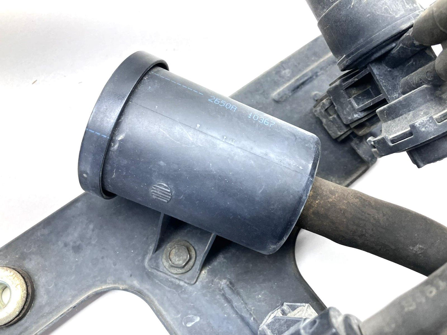 Emission Leak Detector and Purge Solenoid 1998-2001 Dodge Ram 1500 2500 3500 V8