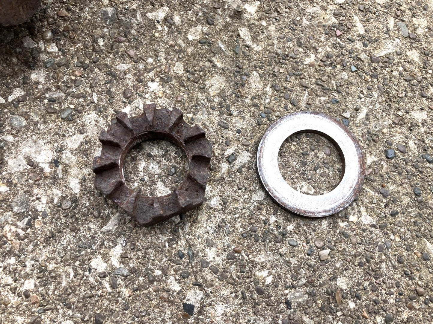 Passenger Side Front Axle Shaft 2010-2013 Ram 2500 3500 68065426AB