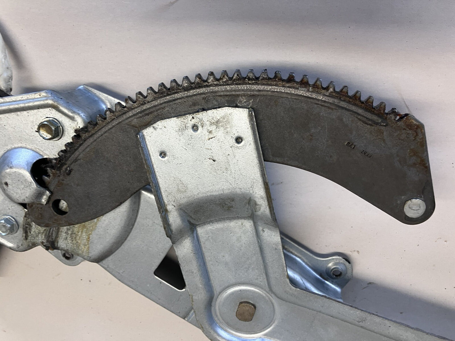 Passenger Side Power Window Regulator 1994-2001 Ram 1500 1994-2002 Ram 2500 3500