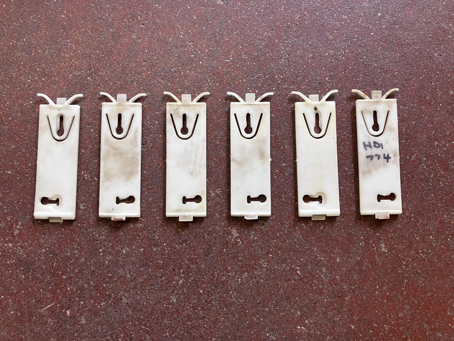 Lower Molding Retainer Clips, Set of Six 1972-1990 Dodge Pickup and Ramcharger