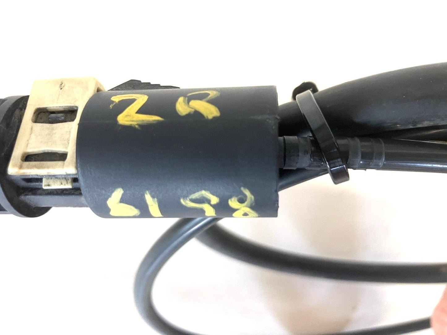 Transmission Throttle Valve Kick Down Cable 2000-03 Ram 1500 Magnum V8 52104030