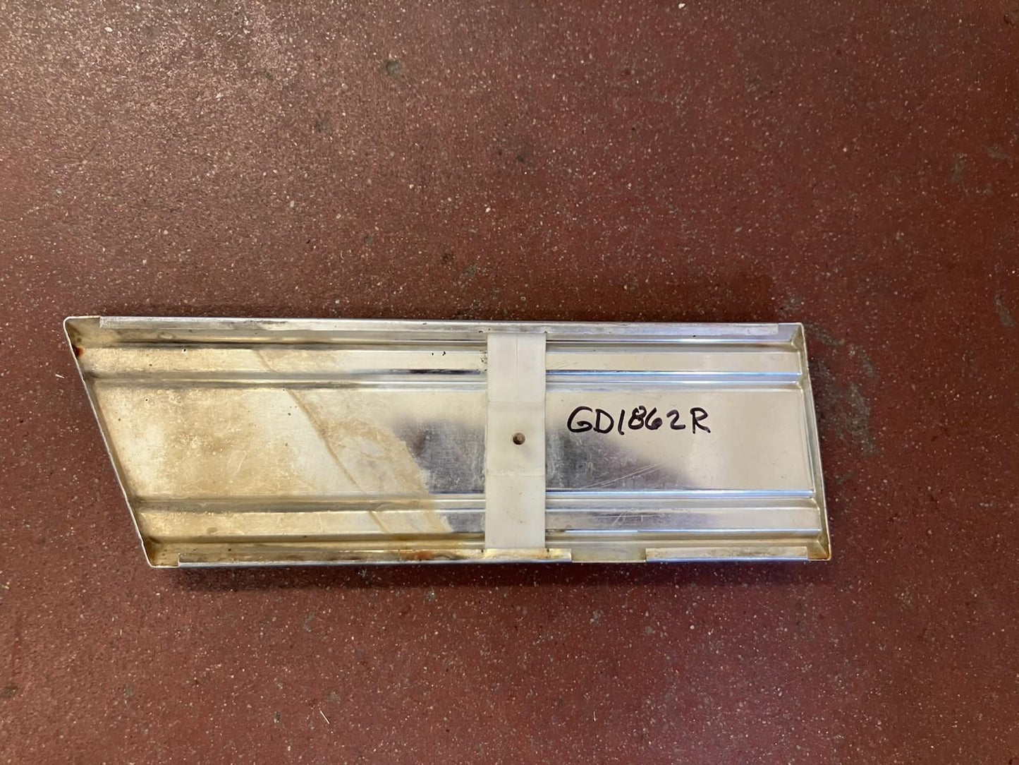Passenger Side Front Fender Molding, 1981-1990 Dodge Ram Pickup Ramcharger