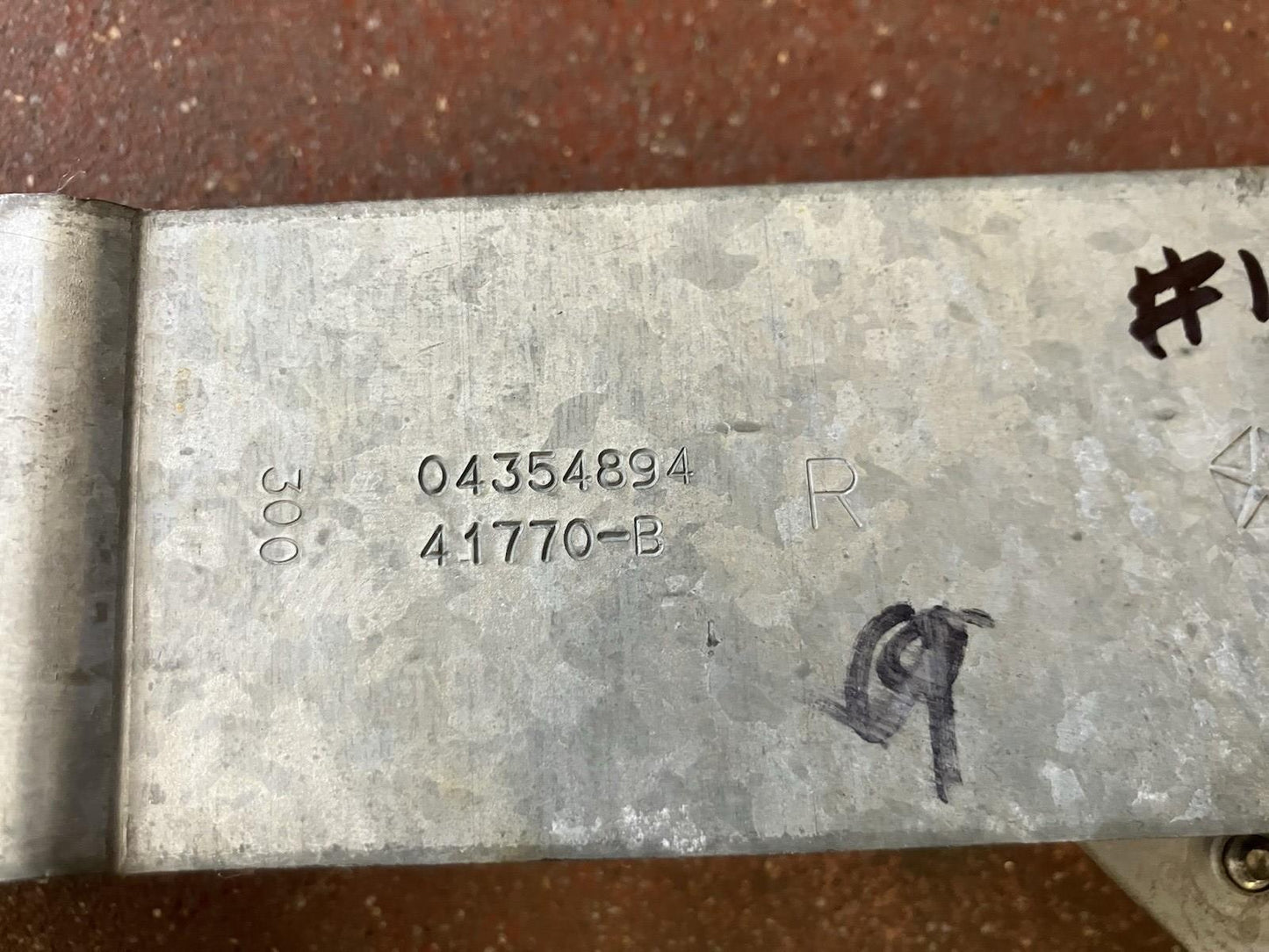 RH Manual Window Regulator 1991-93 Dodge 150 250 350 Pickup Ramcharger