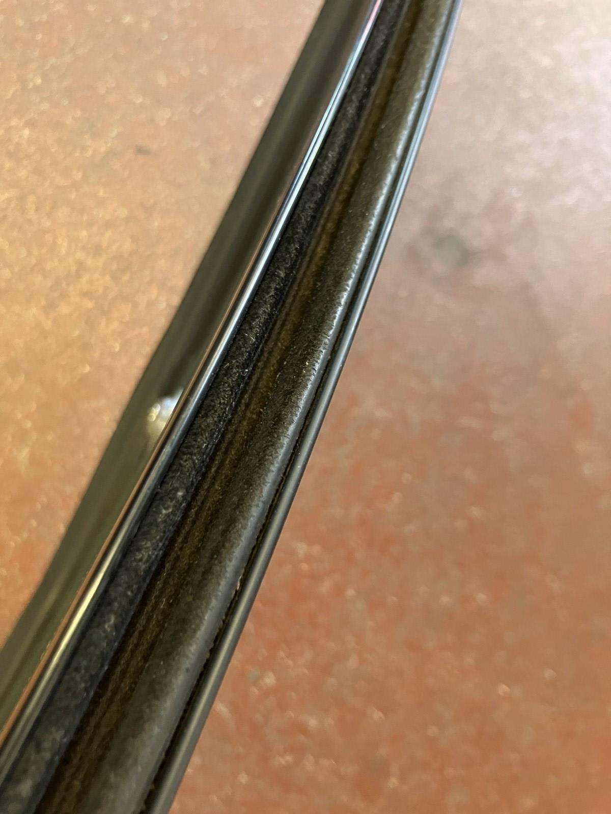 RH Vent Window Assembly. 1987-93 Dodge 150 250 350 Pickup Ramcharger