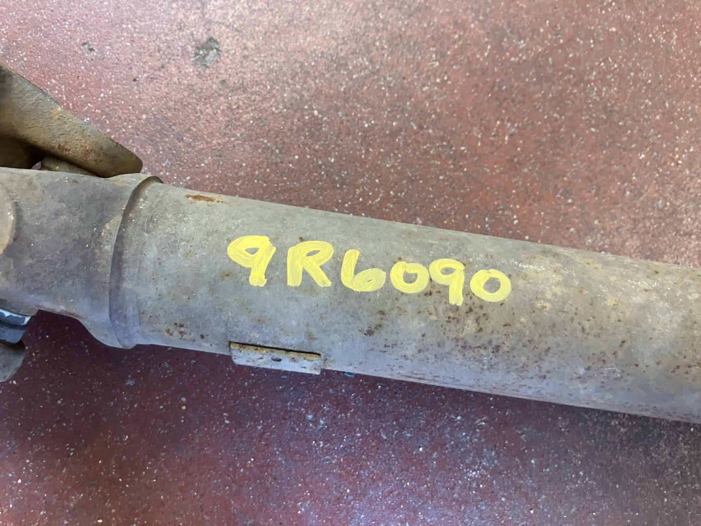 Front Drive Shaft, 2007-2011 Dodge Ram 1500 Except Mega-Cab. P/N 52123021AB