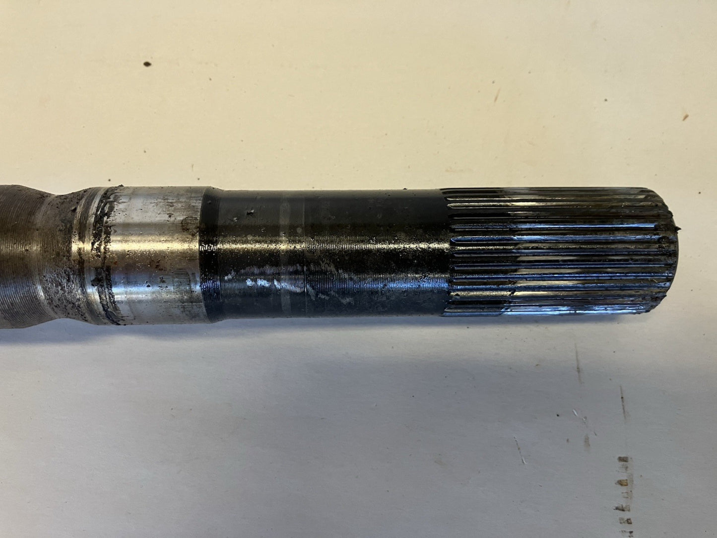 Drivers Side Front Axle Shaft 2010-13 Ram 2500 2010-12 Ram 3500 68065427AA