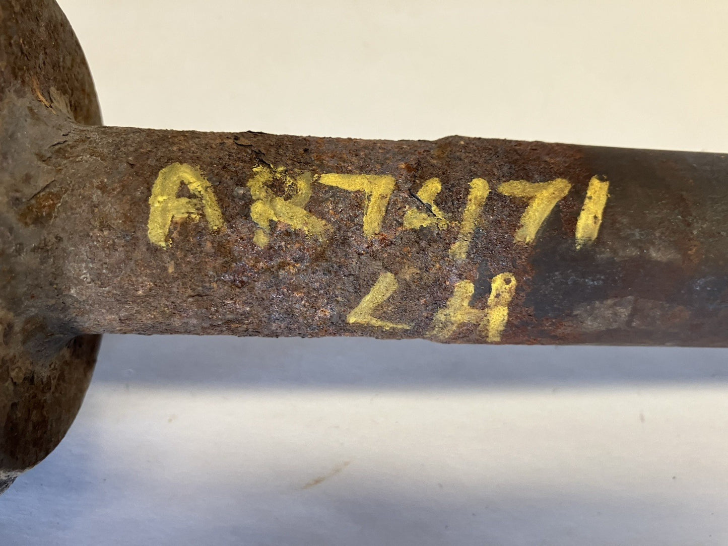 Drivers Side Front Axle Shaft 2010-13 Ram 2500 2010-12 Ram 3500 68065427AA