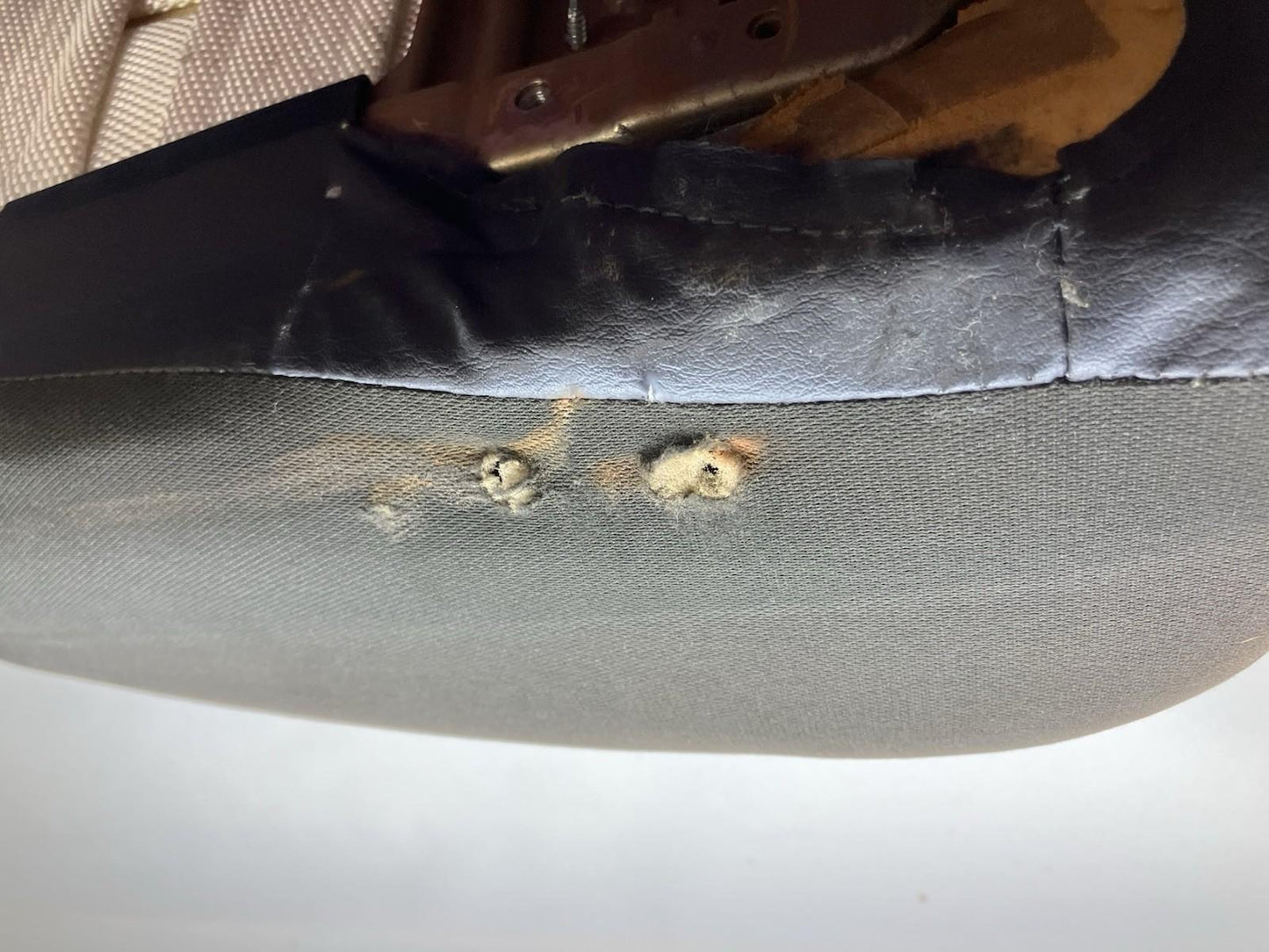 Agate Driver Side Seat Bottom, 1998-01 Ram 1500 2500 3500 Club Cab, Quad Cab.