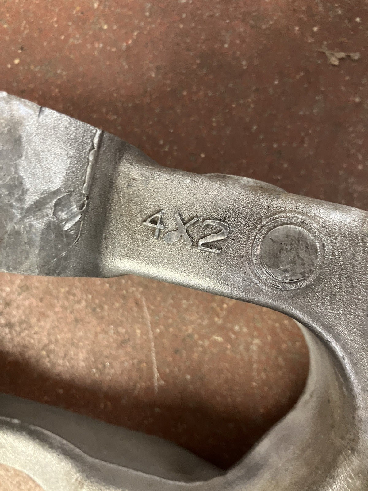 Steering Knuckle Dodge Ram 1500 LH 4X2, Fits 2002-2008 1500 except Mega Cab.