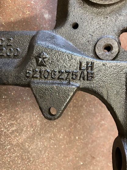 LH 4X2 Spindle Steering Knuckle 2000-01 Ram 1500 P/N 52106425AA