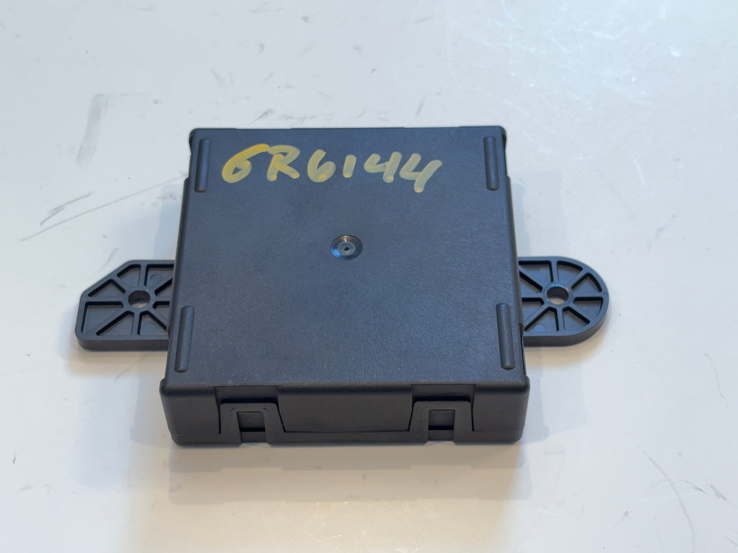 Driver Side Door Module 2013-2018 Ram 1500 2015-18 2500 19+ Classic 68225103AC