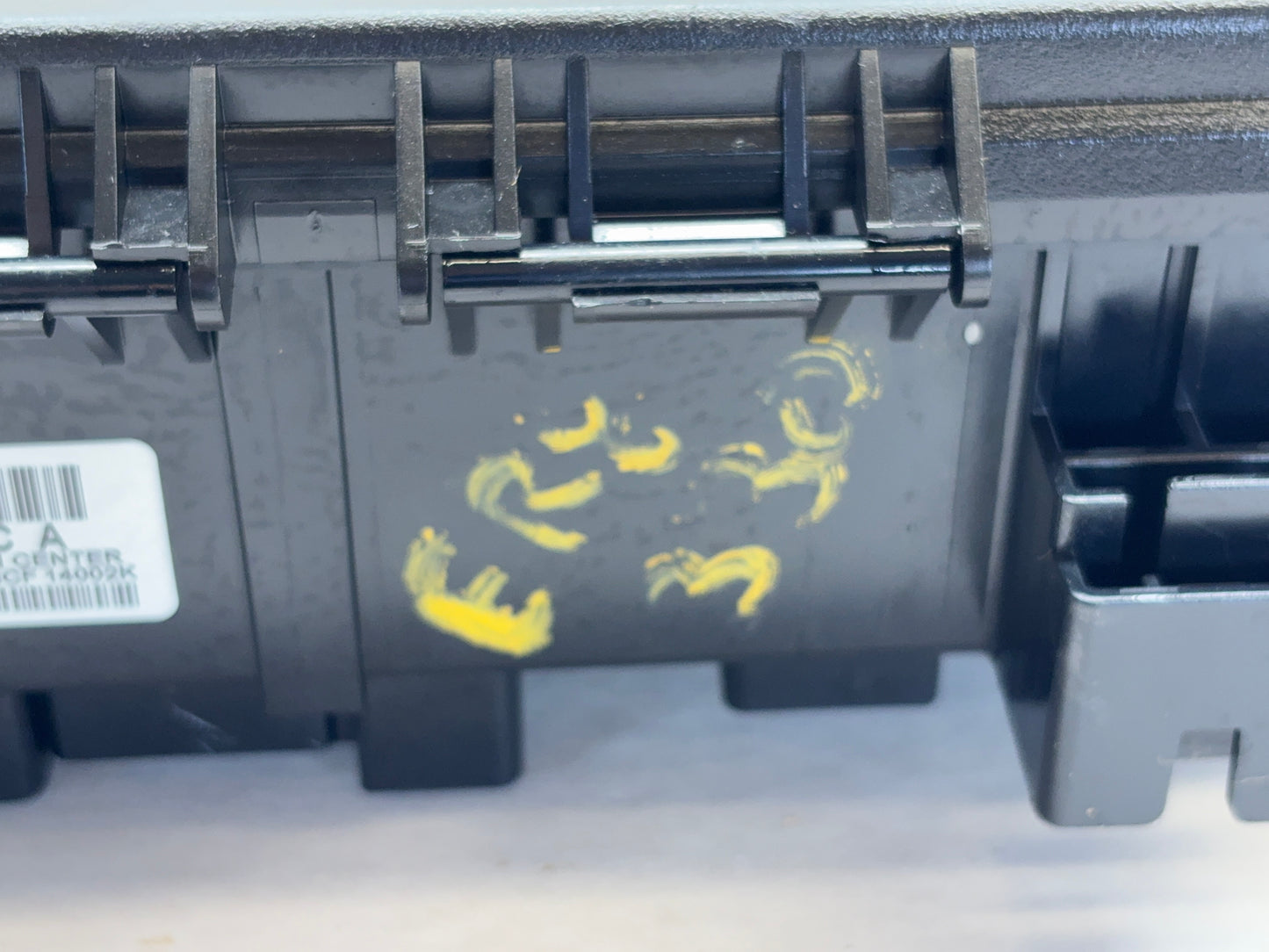 TIPM Integrated Power Module 13-14 Ram 2500 3500 6.7 Cummins 68237160 Misng Seal