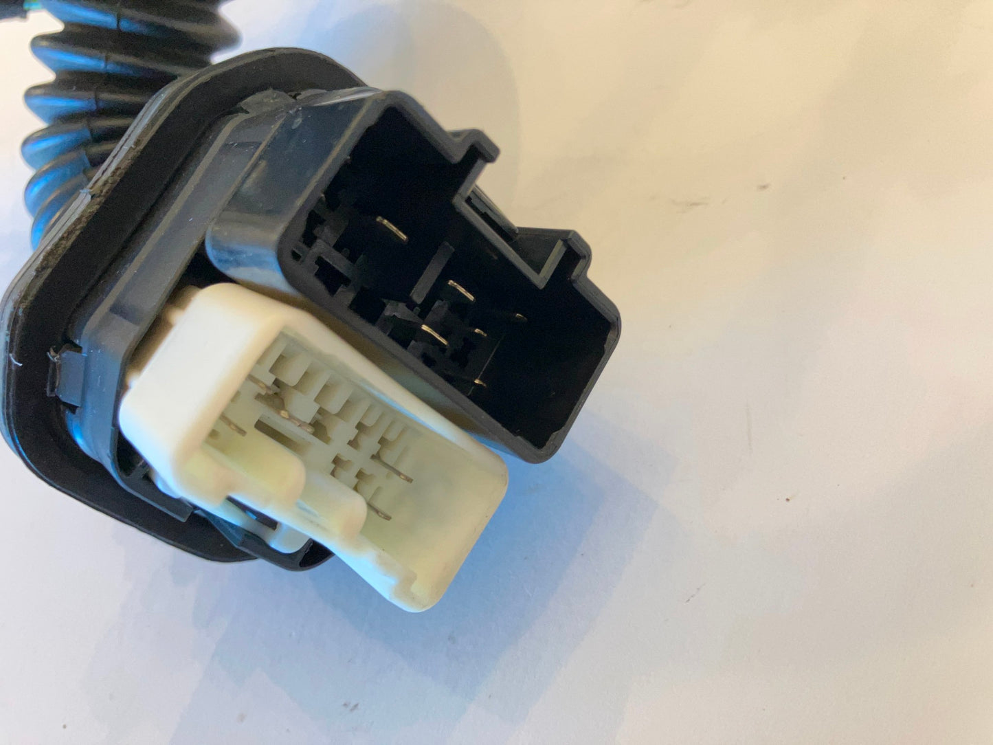 Passenger Front Door Harness 2006-08 Ram 1500 2006-09 Ram 2500 3500 56051692AA