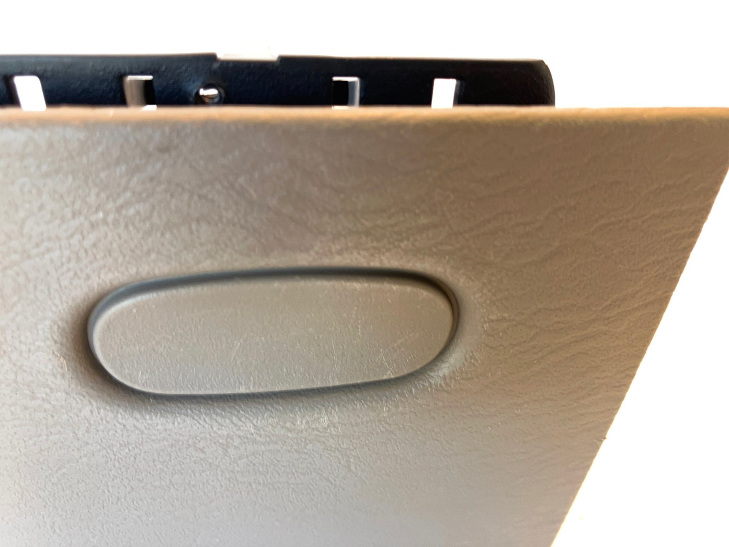 Ashtray Ash Tray w Insert 2002-2005 Dodge Ram 1500 2003-05 2500 3500 Taupe M9L5