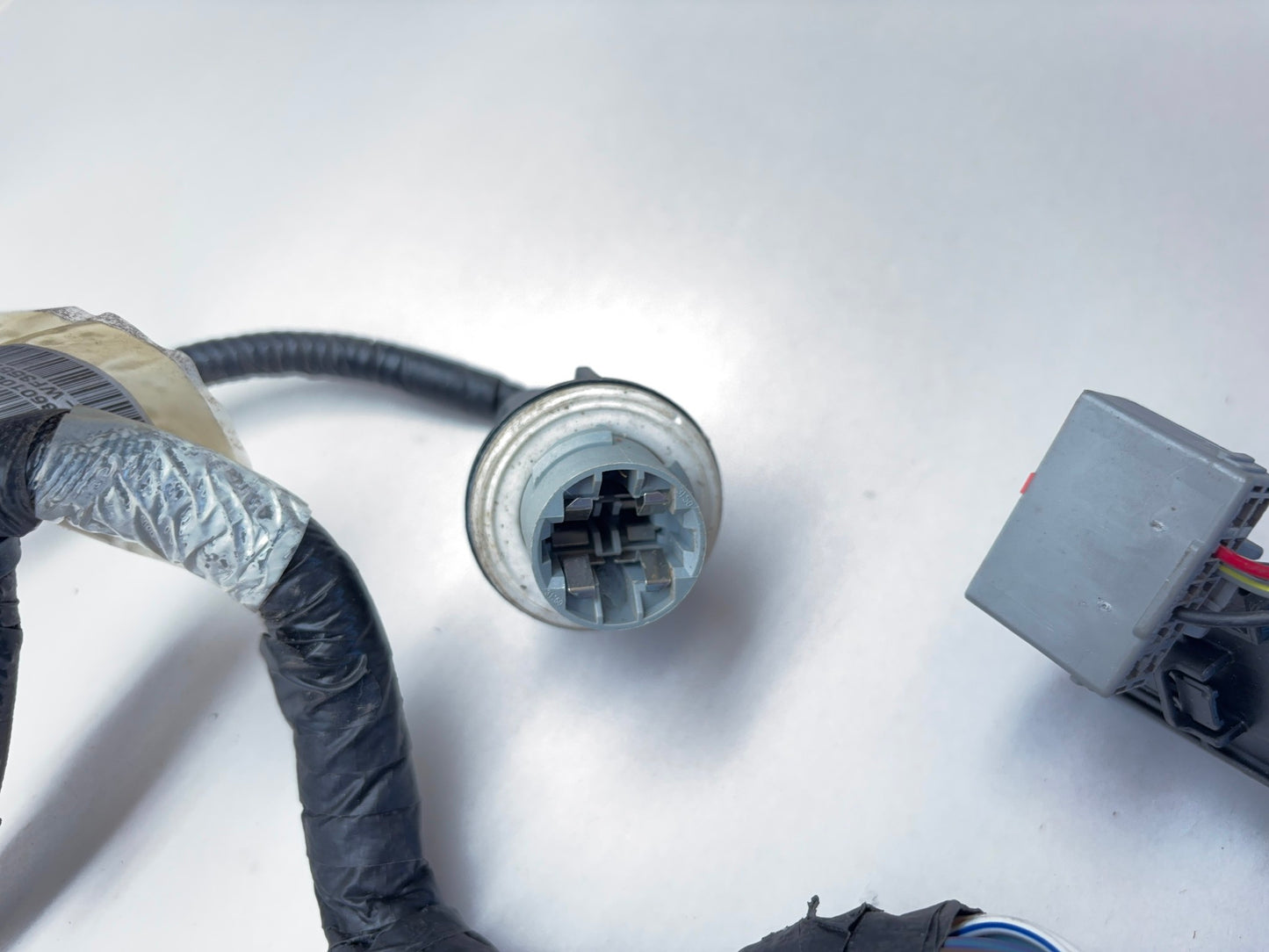 2018 Ram 1500 Wiring Front End Module 5.7 8-speed Auto 68360106AA Tradesman Trim