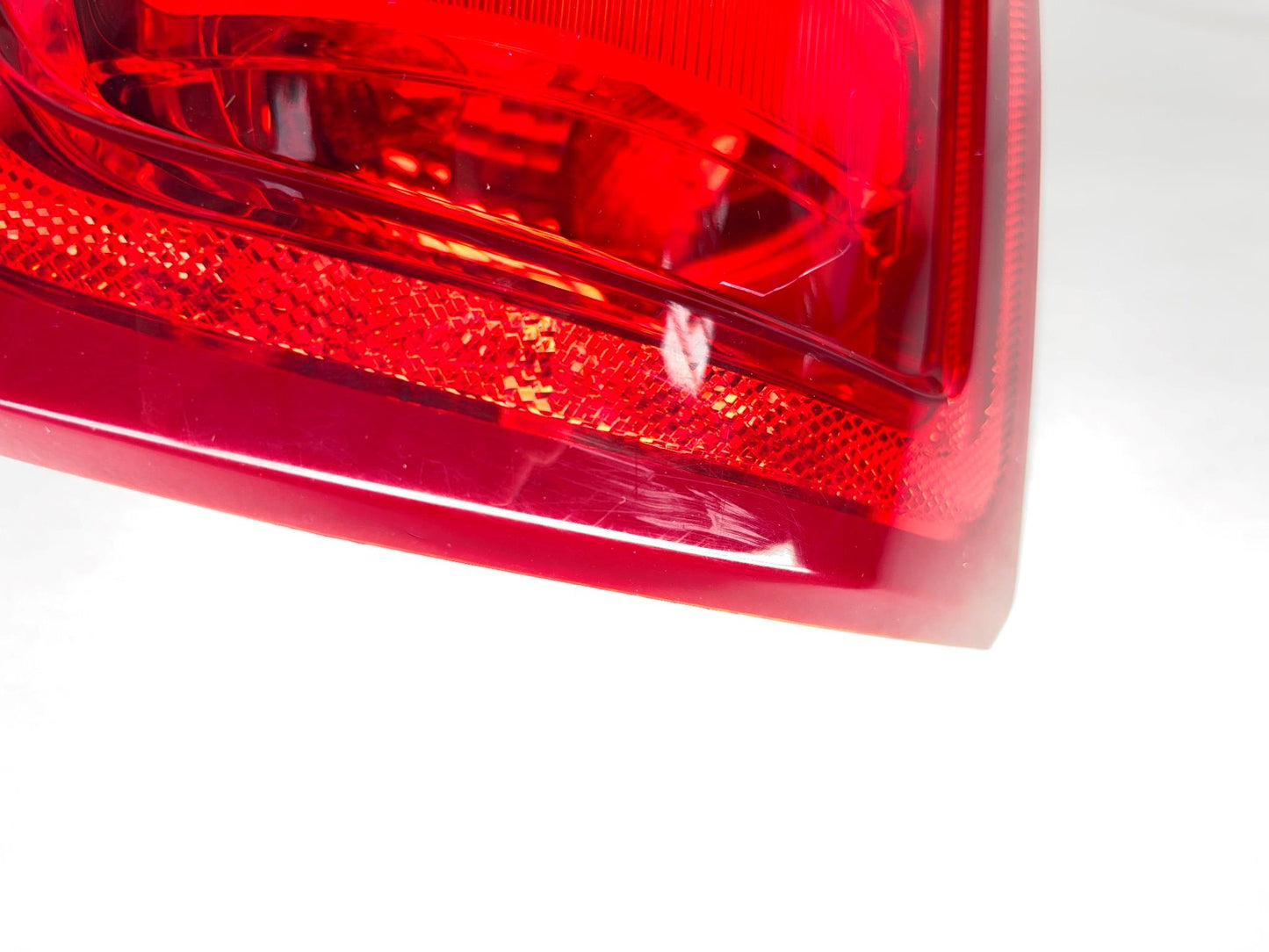 2019-22 Ram 2500 3500 Taillight Incandescent 68361714AD Red Bezel Factory RH