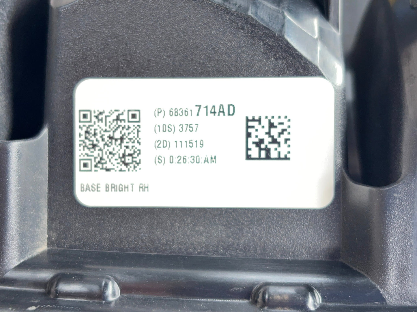 2019-22 Ram 2500 3500 Taillight Incandescent 68361714AD Red Bezel Factory RH