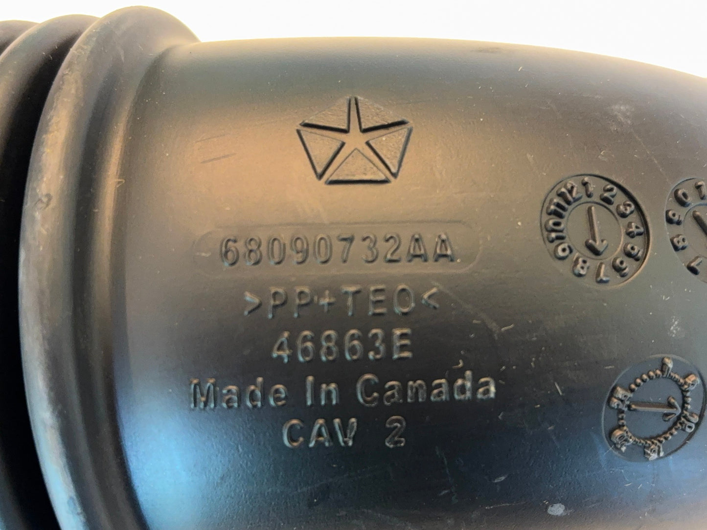 Clean Air Intake Duct and Sensor 2013-18 Ram 1500 2500 3500 5.7L Hemi 68090732AA