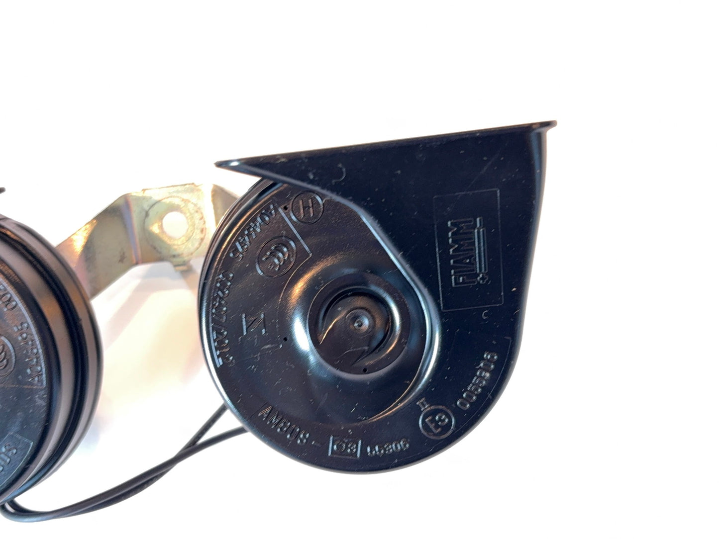 Dual Horn with Bracket High Low Horn Set, 2014-2016 Ram 1500 2500 3500 68229241AA
