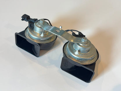 Dual Horn with Bracket High Low Horn Set, 2014-2016 Ram 1500 2500 3500 68229241AA
