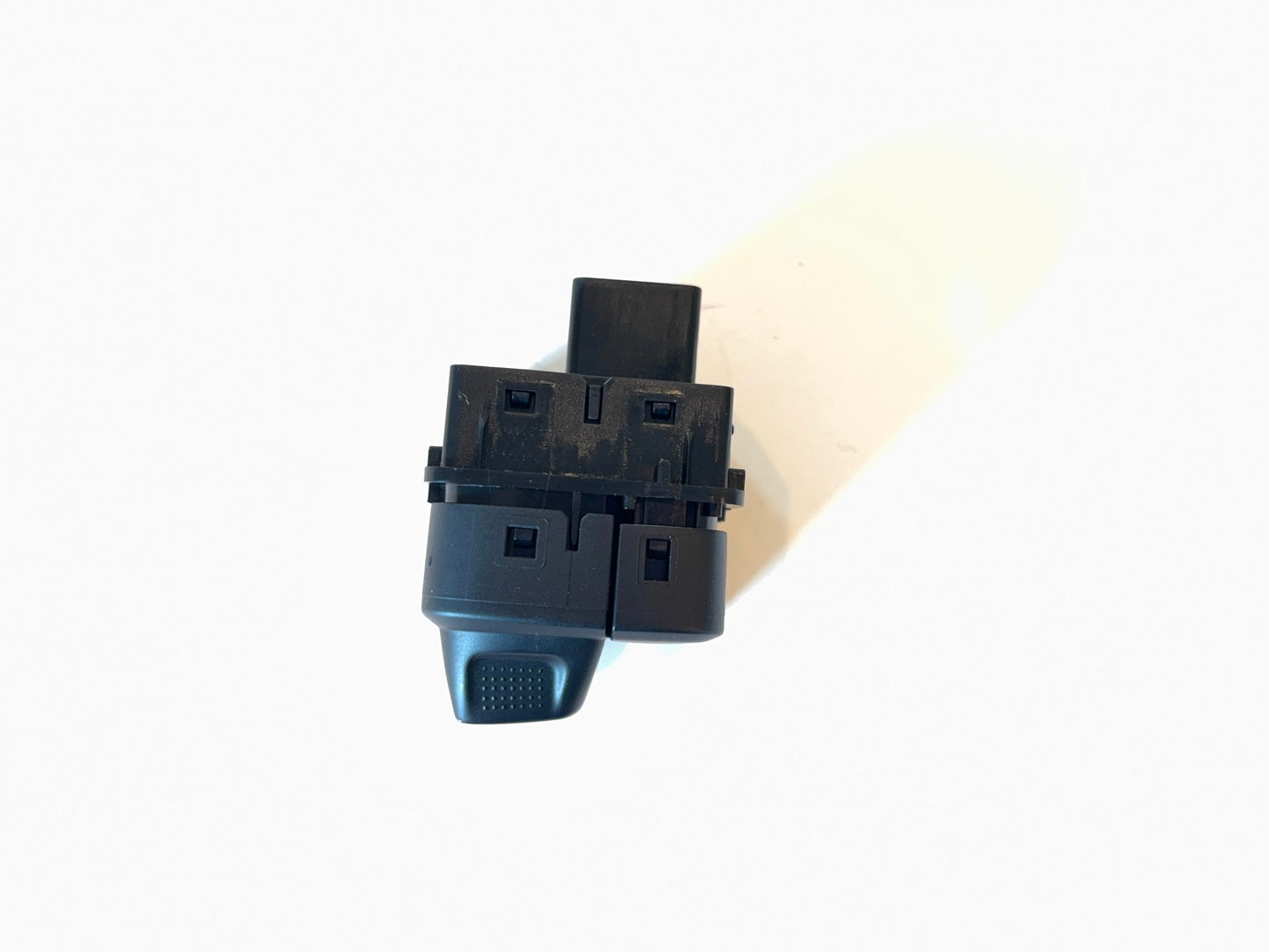 Trailer Brake Switch 2013-18 Ram 1500 2500 3500, 2019-24 1500 Classic 68105206AC