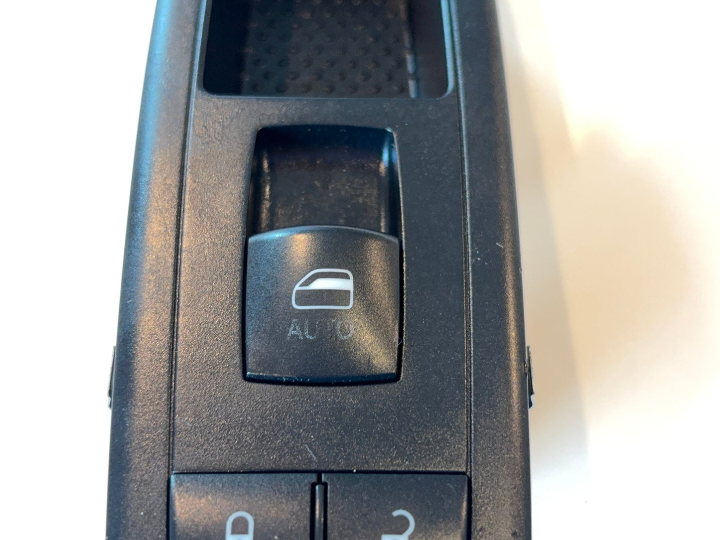 Passenger Side Window Switch 2010-2012 Ram 1500 2500 3500 4602870AD