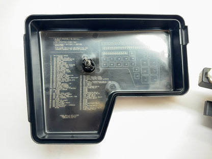 Engine Fuse Box 2004-2005 Ram 2500 3500, 5026036AC, 5.9L Cummins