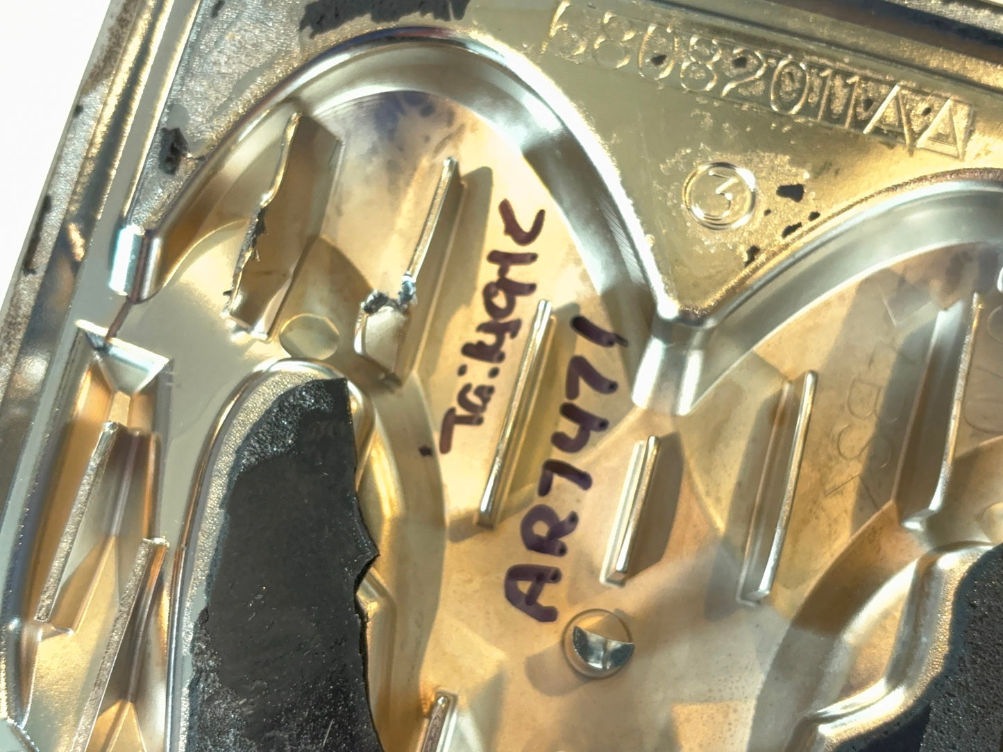 Ram Head Tailgate Emblem 2011 12 13 14 15 16 17 18 Ram 1500 2500 3500 68082011AA