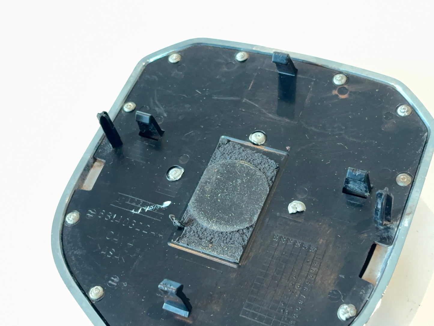 2013 14 15 16 17 18 Ram 1500 2500 3500 Ram Head Grille Emblem 68140322AA