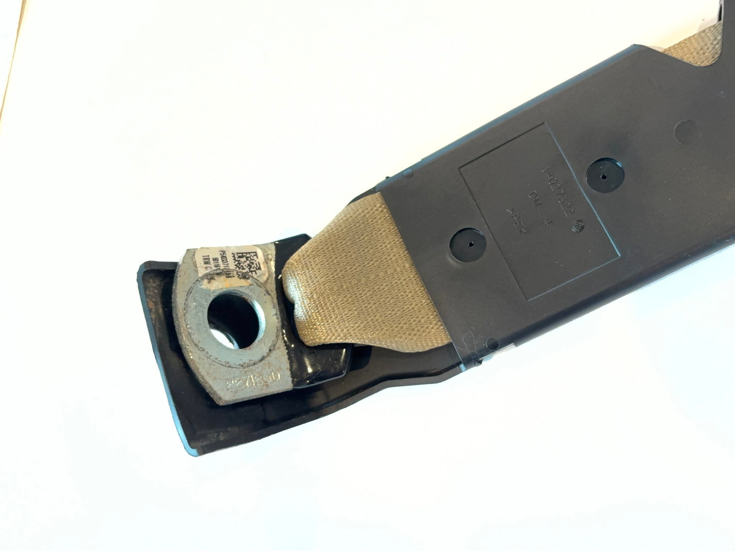 Rear Seat Belt Buckle 2013-2018 Ram 1500 2500 3500 Left or Center Rear Seat Tan