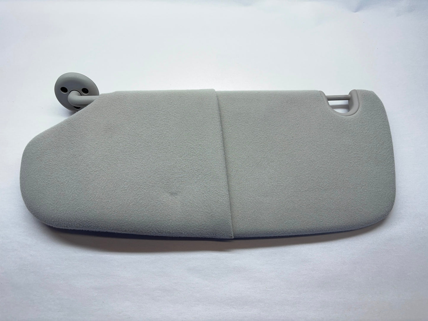 Sun Visor Pair 2006-2008 Ram 1500, 2006-2009 Ram 2500 3500 Non-Illuminated