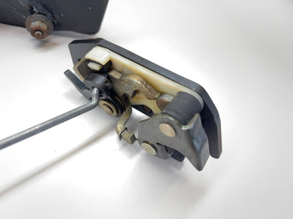 Rear Door Hardware 1998-01 Ram 1500 98-02 2500 3500 LH Quad Cab (rear half door)