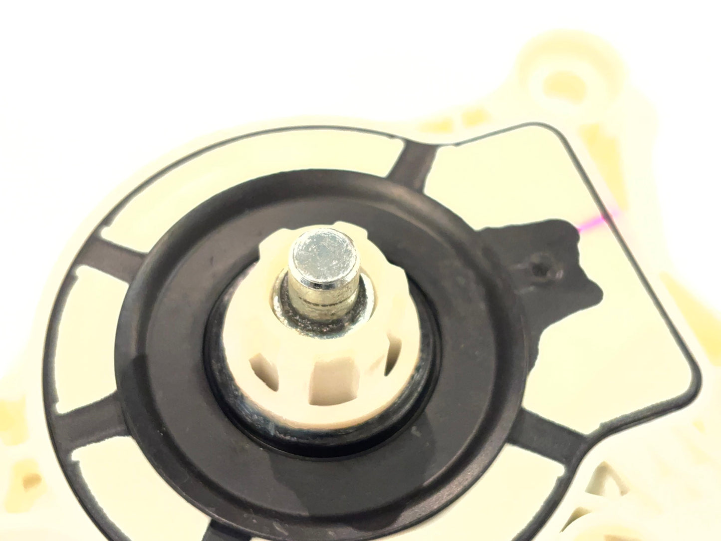 Driver Rear Window Motor, 2009-18 Ram 1500 2010-18 Ram 2500 3500 68045135AA