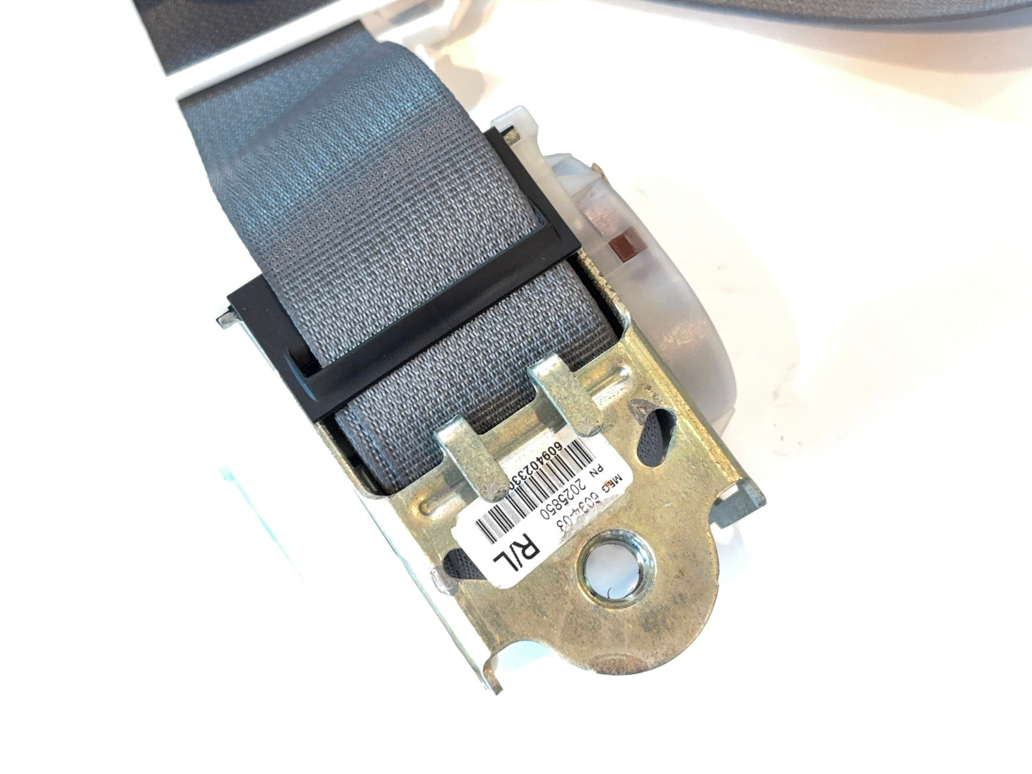 Rear Seat Belt Retractor 2006-2008 Ram 1500 2500 3500 Left or Right 5JY261D5AB