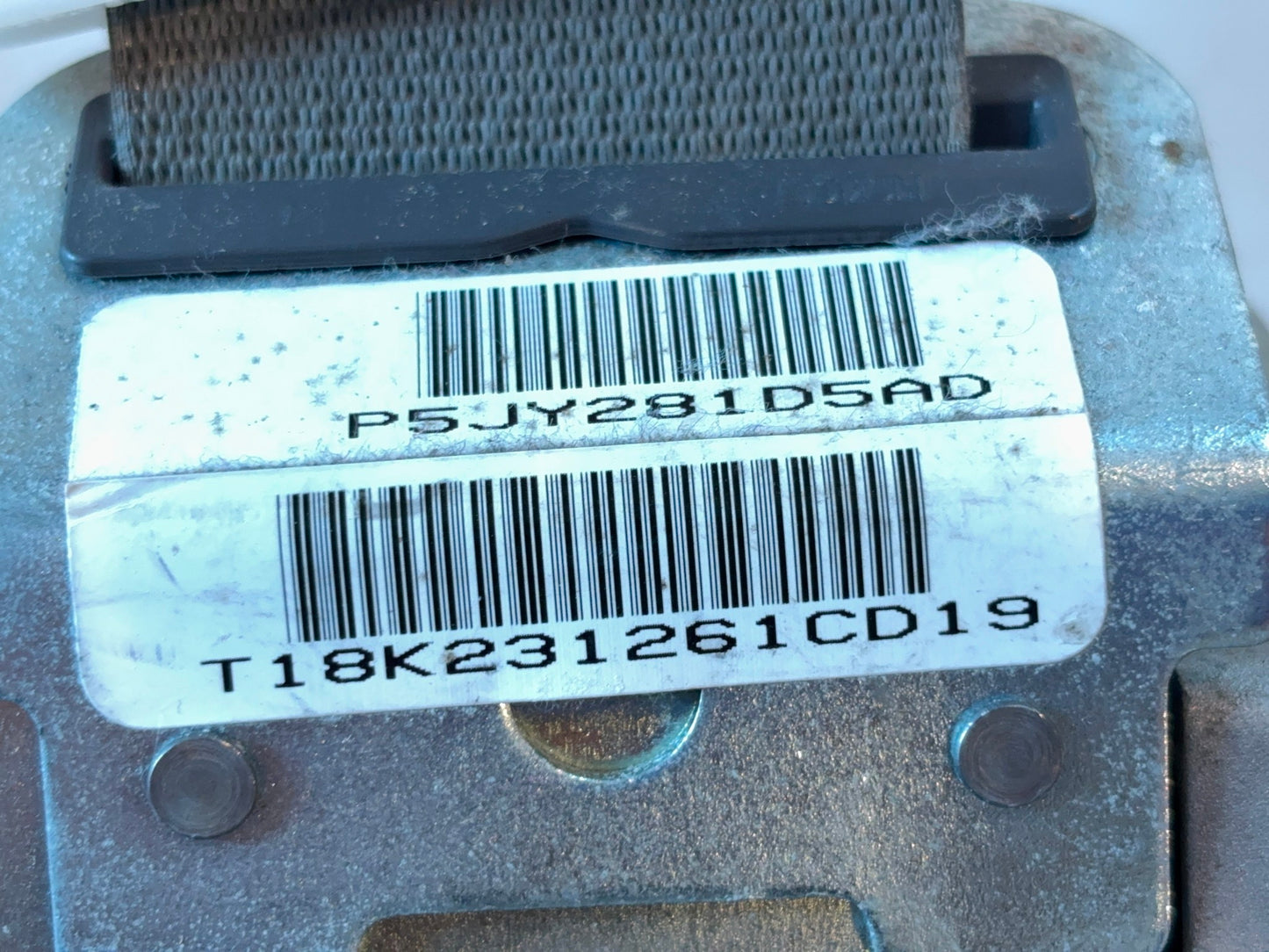 Passenger Front Seat Belt Retractor 06-07 Ram 1500 2500 3500 Quad Cab 5JY281D5AB