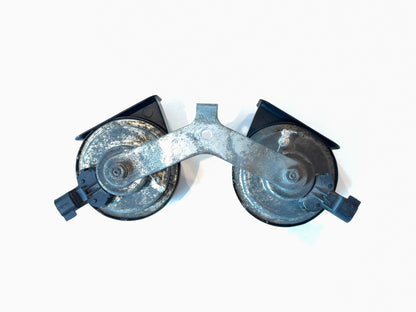 Dual Horn and Bracket Assembly, 2010-2012 Ram 2500 3500 Diesel 5026963AB