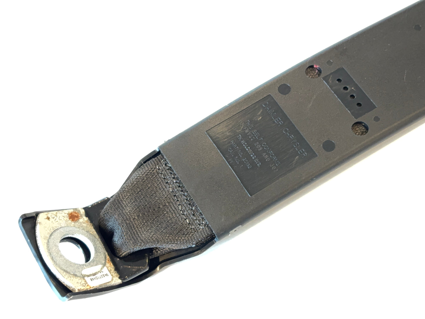 Rear Seat Belt Buckle 2009-12 Ram 1500 10-12 2500 3500 5KQ371DVAB Left or Center