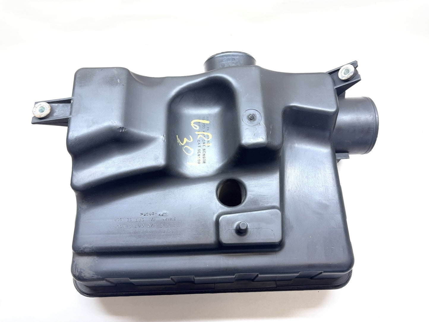 Throttle Body Resonator 2005-2007 Ram 1500 4.7L 53032048AC