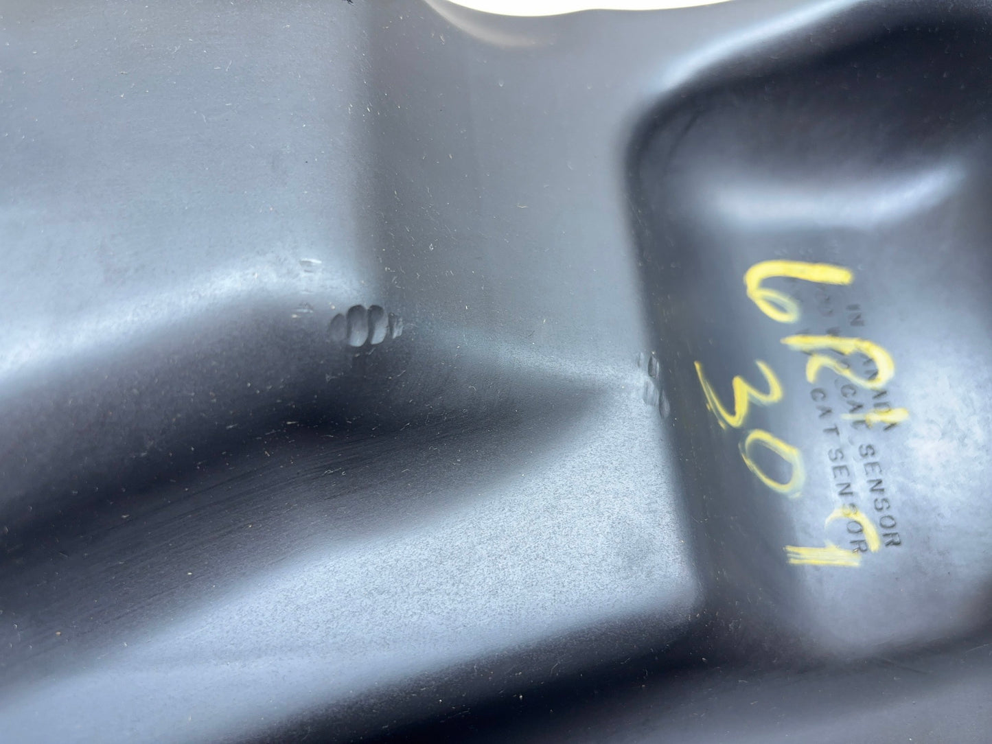 Throttle Body Resonator 2005-2007 Ram 1500 4.7L 53032048AC