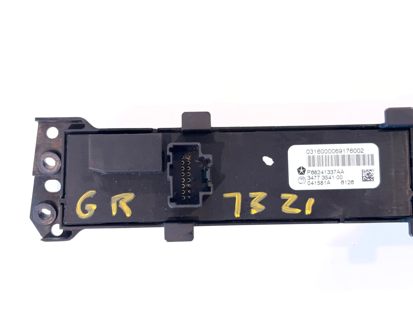 2015-2018 Ram 2500 3500 Dash Switch Exhaust Brake TCS Rear Park Sense 68241337AA