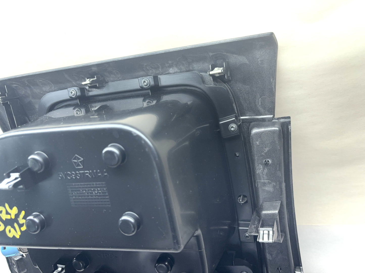 Center Console Cupholder with Phone Holder 2016-2018 Ram 1500 2500 3500 Used