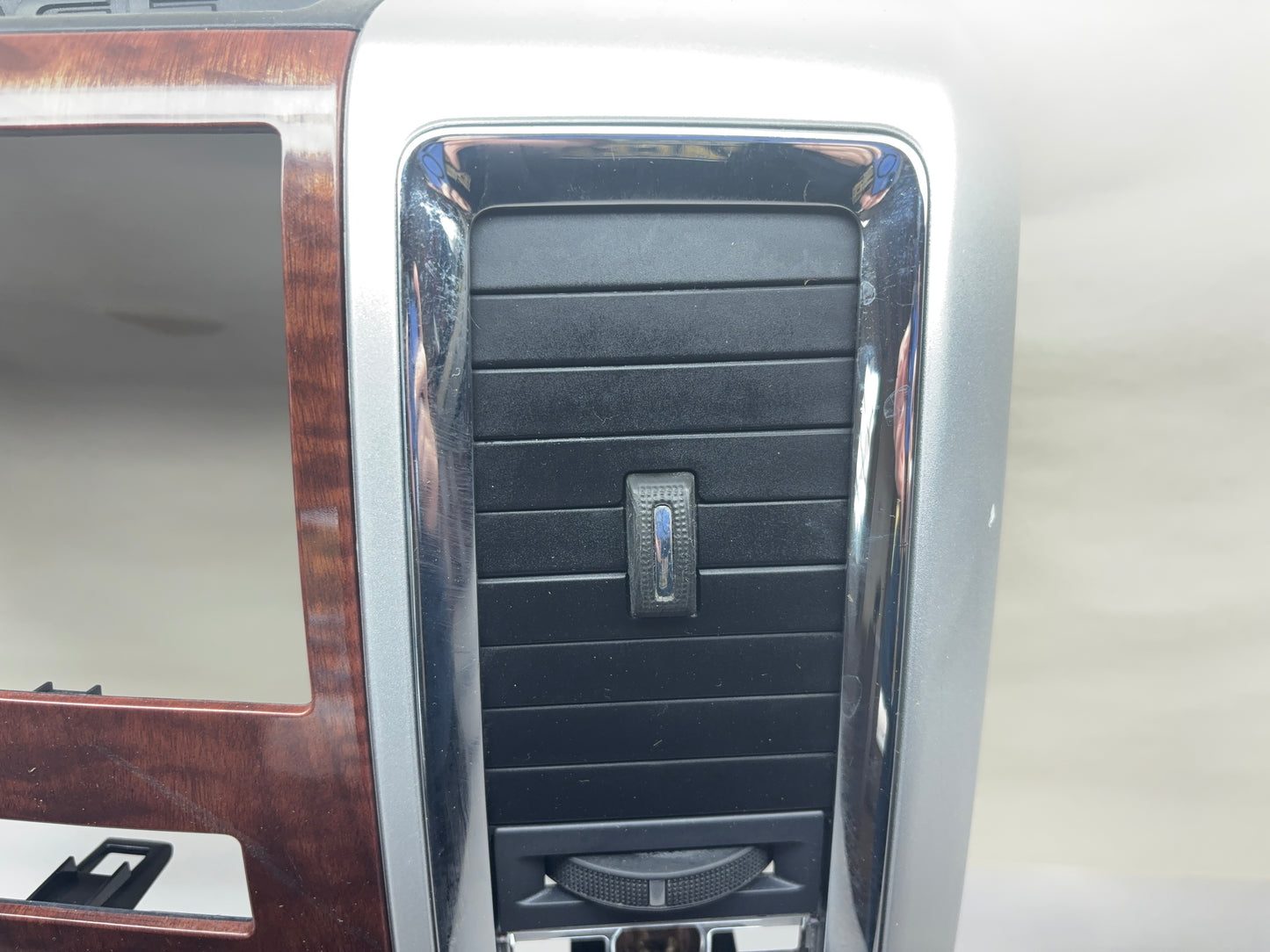 Radio Bezel Center Stack 2009-10 Ram 1500 10-12 2500 3500 Full Console *Dmg Vent