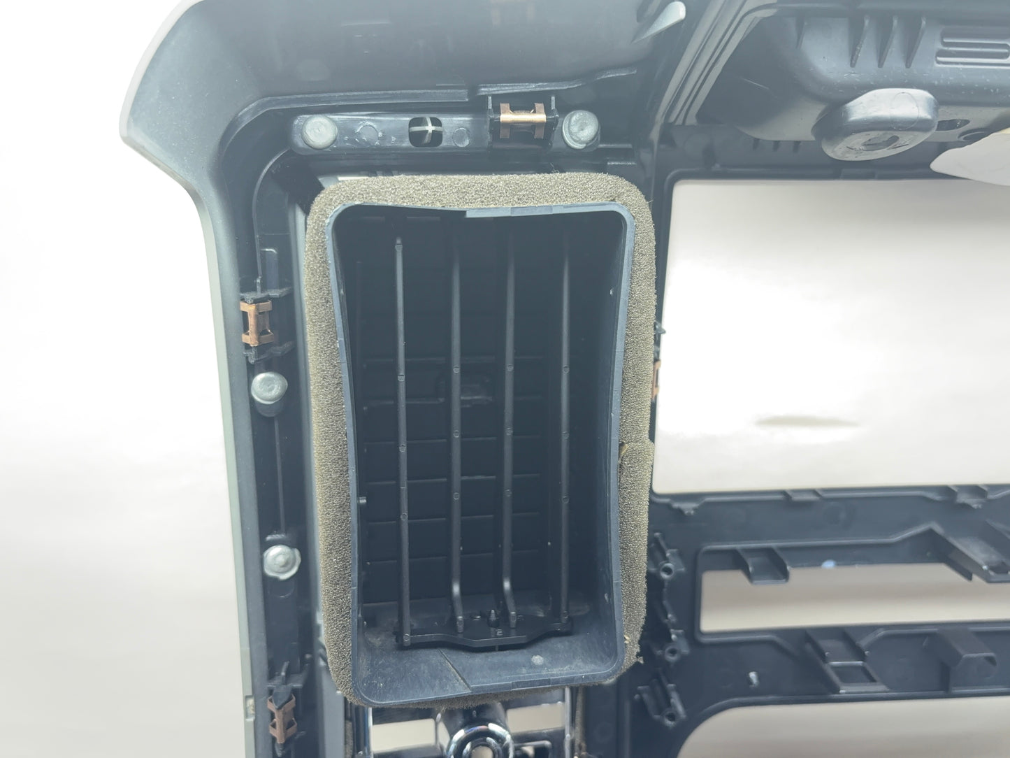 Radio Bezel Center Stack 2009-10 Ram 1500 10-12 2500 3500 Full Console *Dmg Vent