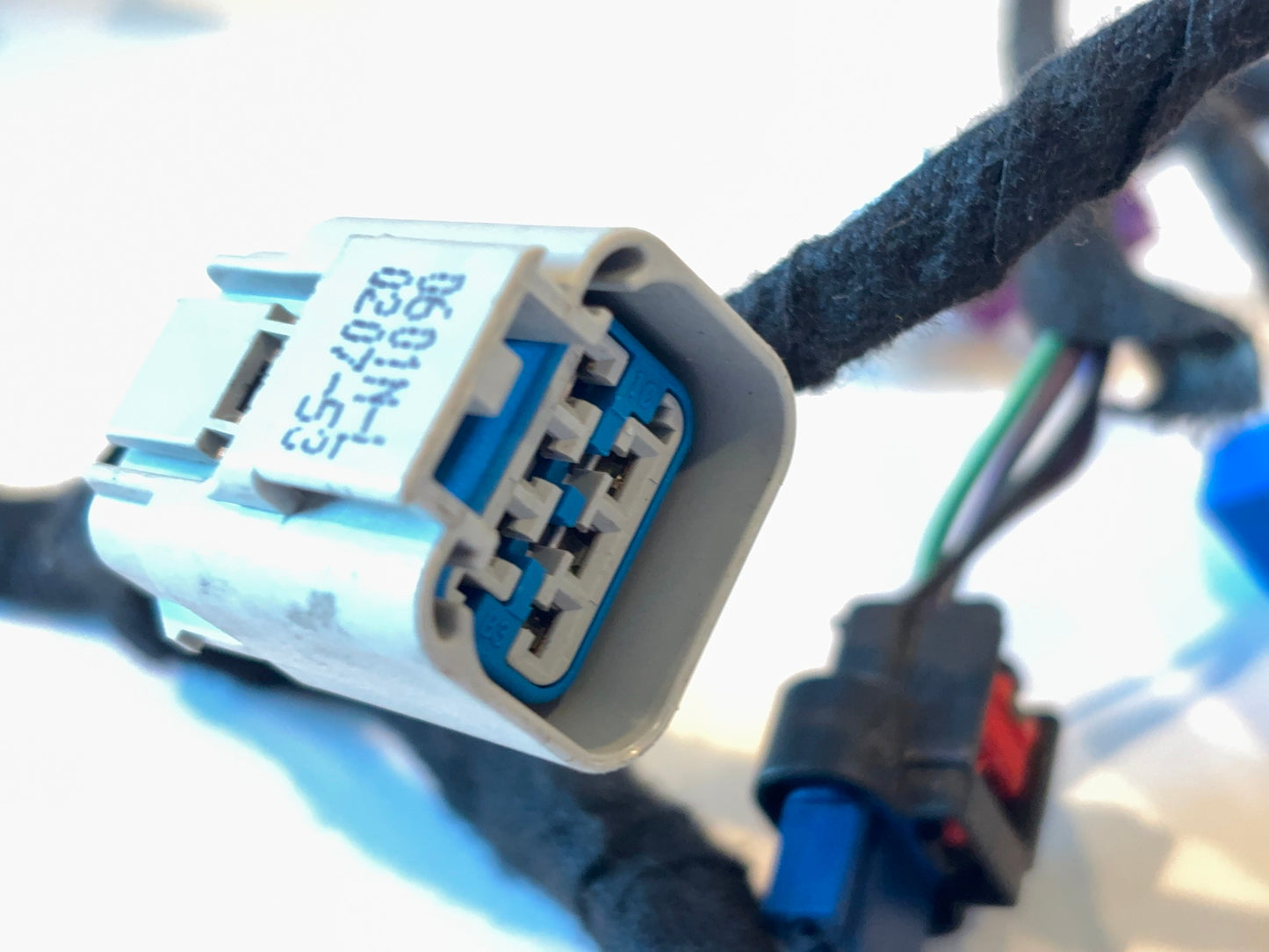 Passenger Front Door Harness 16-17 Ram 1500 2500 3500 68263817AD LED Lighting